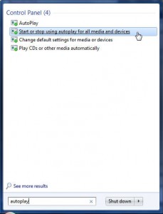 Apakah Anda tahu apa yang aku maksud dengan Auto Trik Memanage dan Menghilangkan Auto Play pada Windows 7 dan Vista